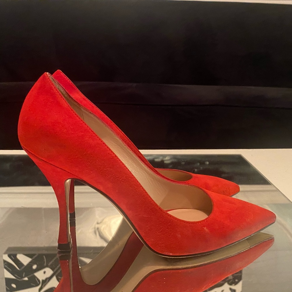 Stuart Weitzman red heels made in Spain